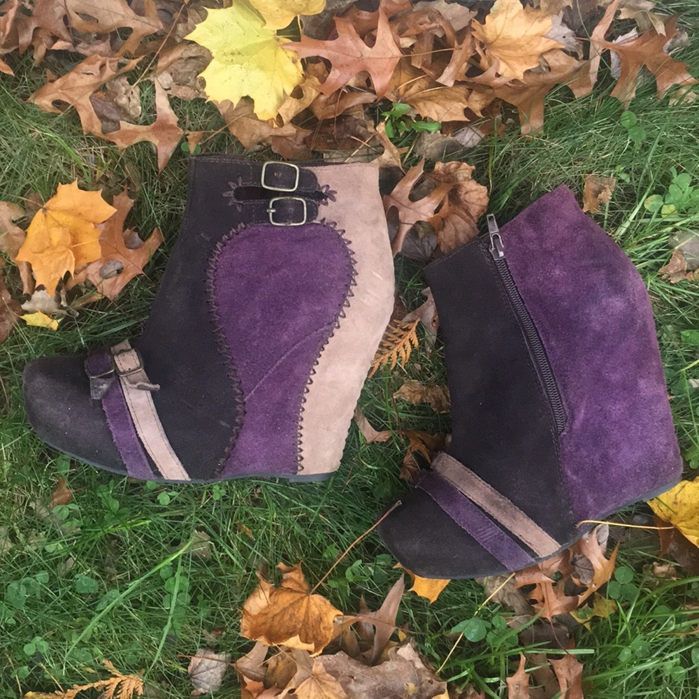 RESTRICTED purple Booties